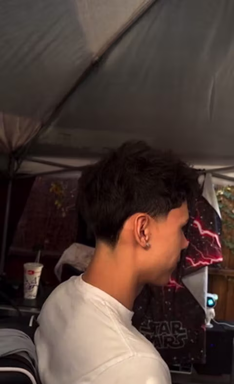 Textured taper