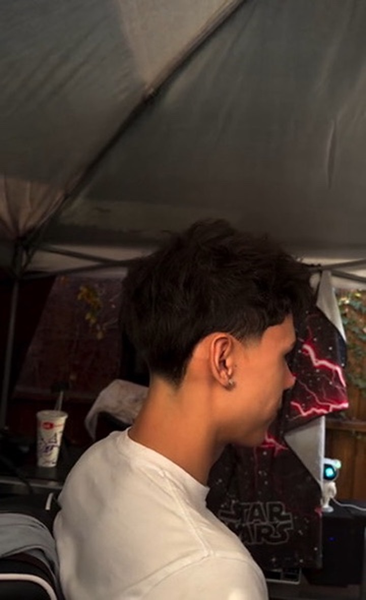 Textured taper